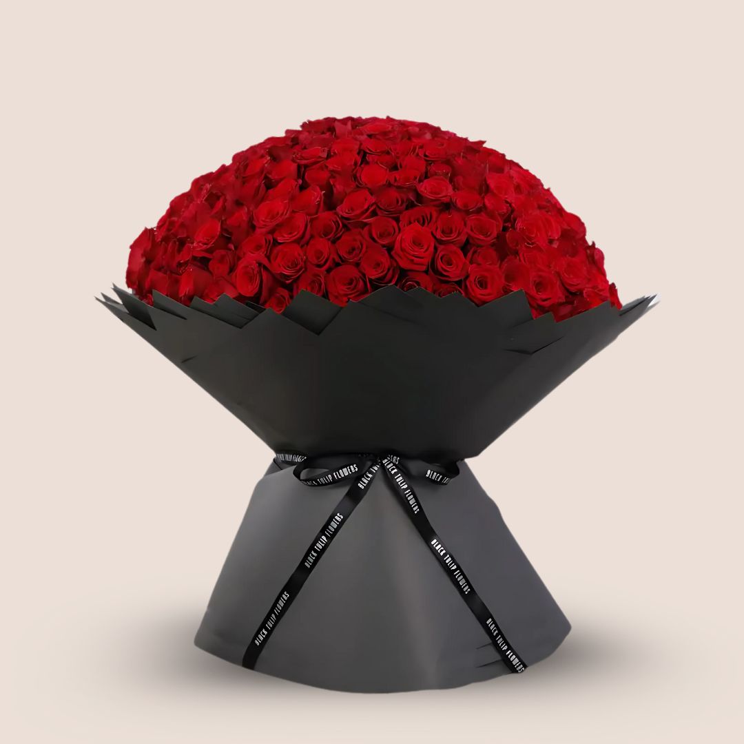 500 to 1000 Red Roses Bouquet